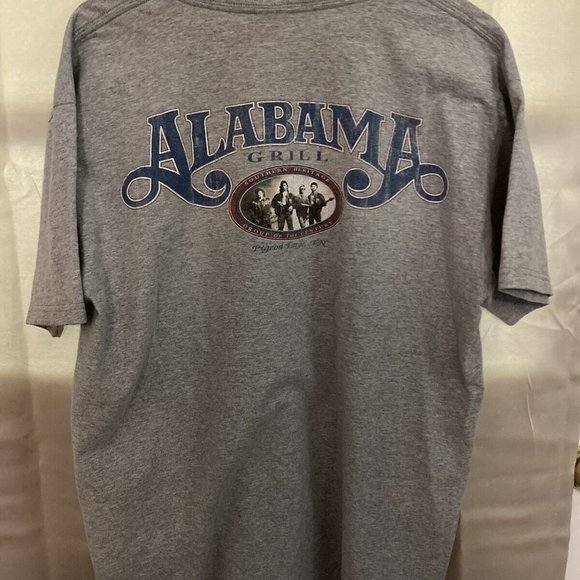 VINTAGE Alabama (Band) Bar & Grill T- Shirt Men’s Large - Pigeon Forge - Picture 2 of 2